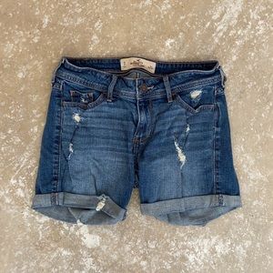 American Eagle Low-rise Boyfriend Shorts